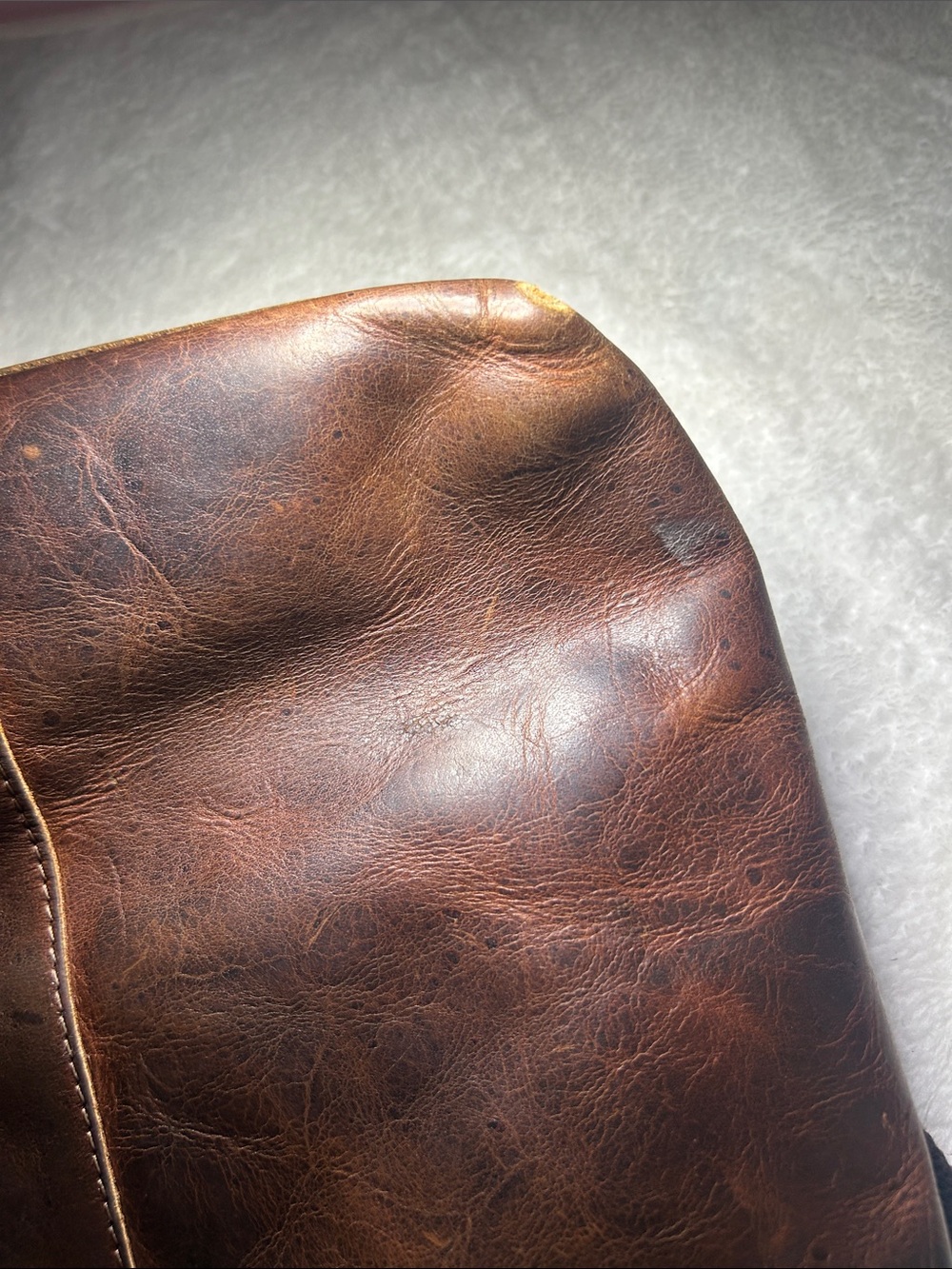Men's Brown Leather Messenger Bag - Picture 11 of 13